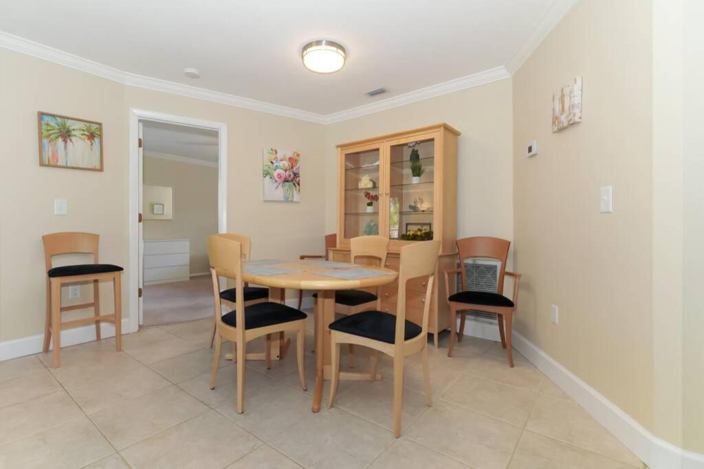 Pet-Friendly, King Bed, Close To Siesta Beach, Restaurants, Shopping Vila Sarasota Exterior foto