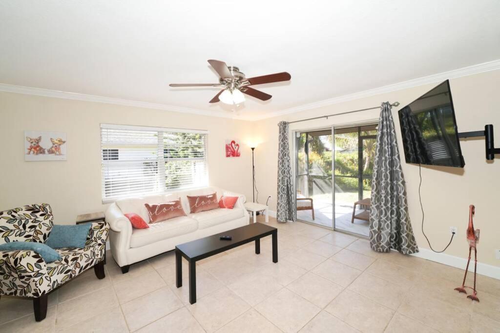 Pet-Friendly, King Bed, Close To Siesta Beach, Restaurants, Shopping Vila Sarasota Exterior foto