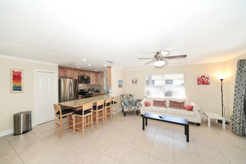 Pet-Friendly, King Bed, Close To Siesta Beach, Restaurants, Shopping Vila Sarasota Exterior foto